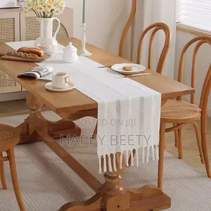 Classic Patterned Table Runner