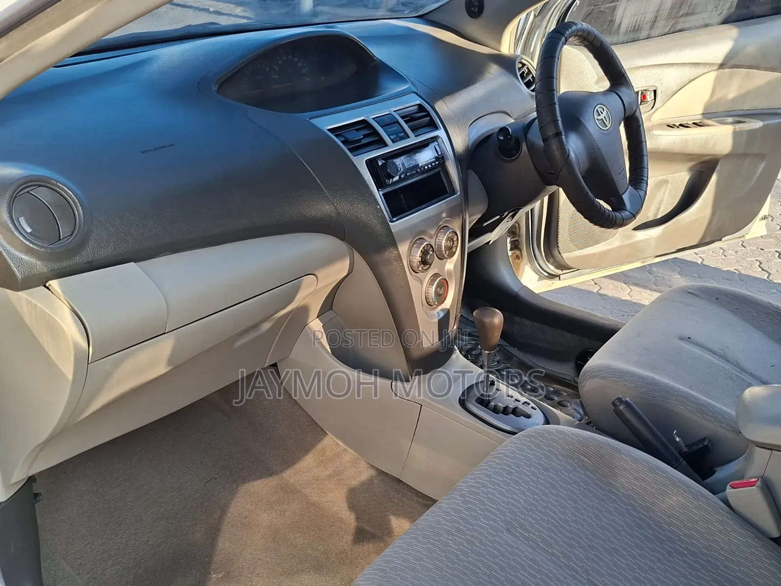 Toyota Belta 2011 White