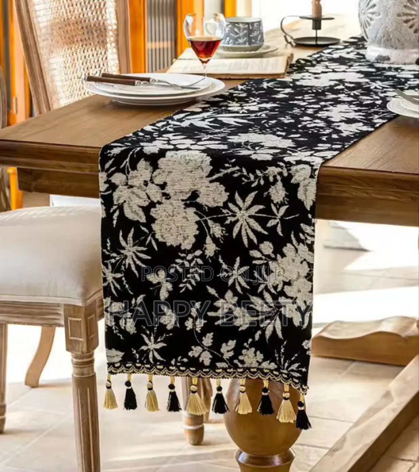 Geometric Pattern Table Runner