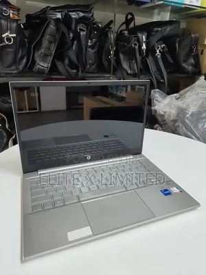 Laptop HP Pavilion 14 8GB Intel Core i5 SSD 512GB