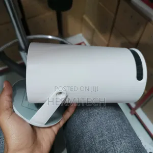LCD Projector Resolution Videos Internal Storage of 16gb