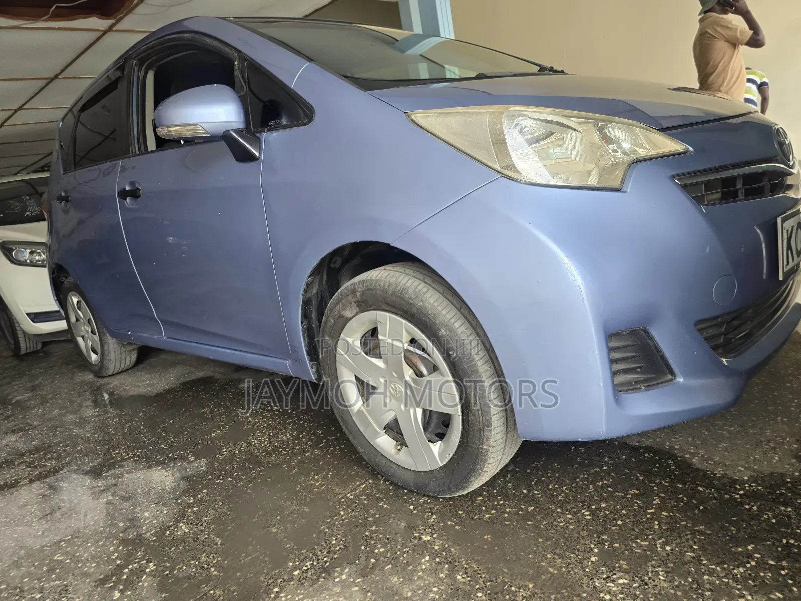 Toyota Ractis 2012 Blue