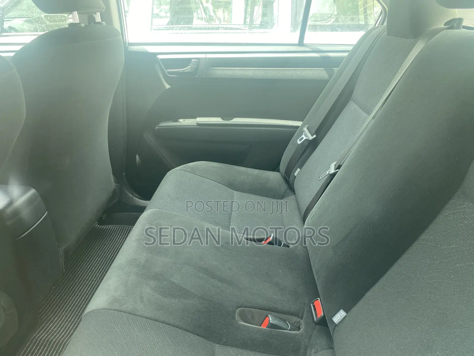 Toyota Axio 2019 Silver