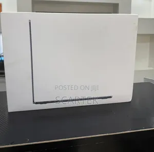 New Laptop Apple MacBook Air 16GB Apple M4 SSD 512GB