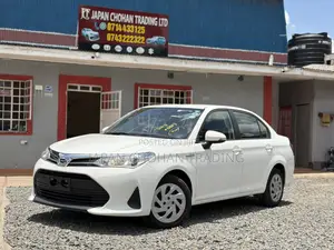 Toyota Axio 1.5 Hybrid 2WD 2019 White