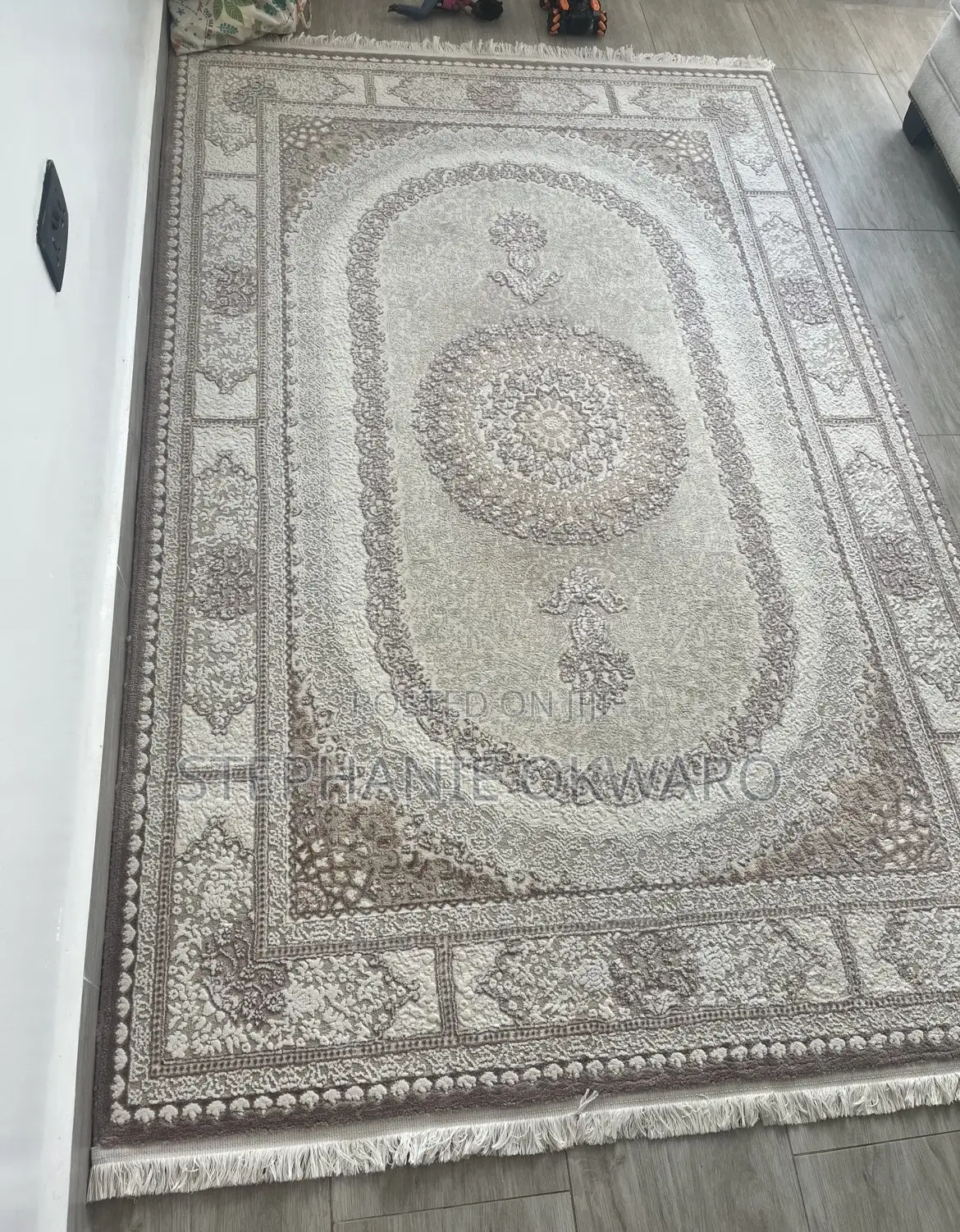 Beautiful Carpet 5*8