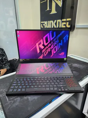 Laptop Asus ROG Zephyrus G15 32GB AMD Ryzen 9 SSD 1T
