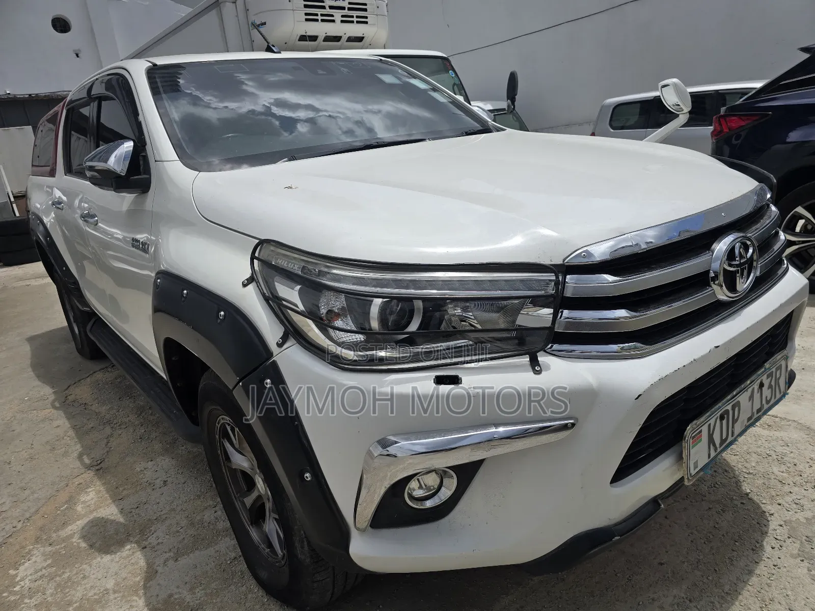 Toyota Hilux 2018 White