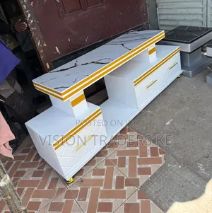 Executive 5fts Mordern Tv Stand With Marble Coating