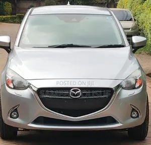 Mazda Demio 2018 Silver