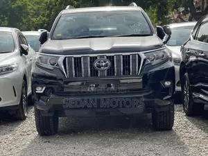 Toyota Land Cruiser Prado 2019 Black