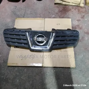 Nissan Dualis / Qashqai Grille, Model 2008/2009. Ex Japan Motor Parts