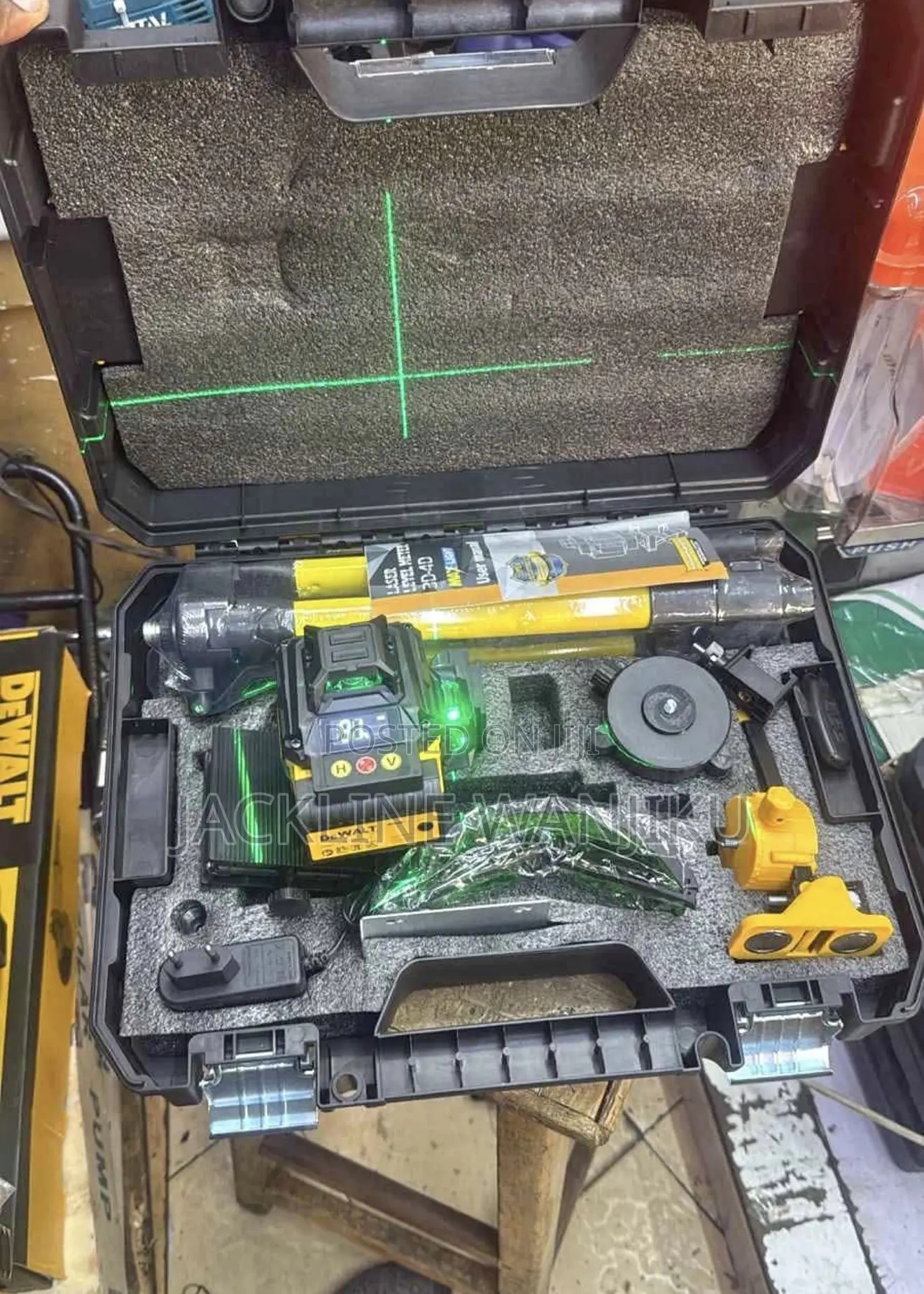 Laser Level Machine/ Dewalt Laser Level