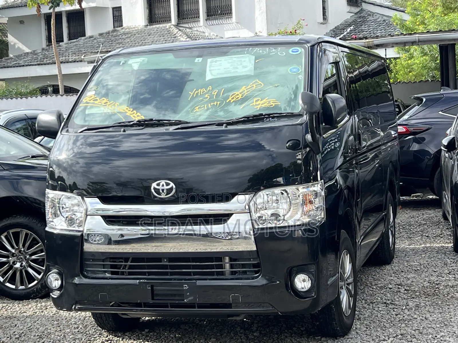 Toyota HiAce 2019 Black