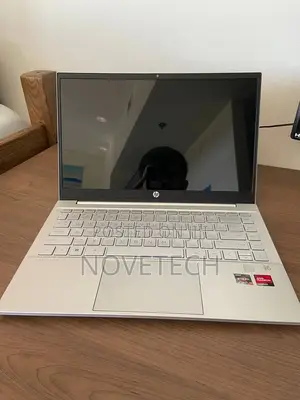 New Laptop HP Pavilion 13 8GB AMD Ryzen 7 SSD 512GB