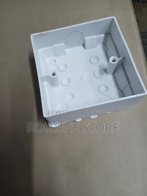 Single Patrace Box White