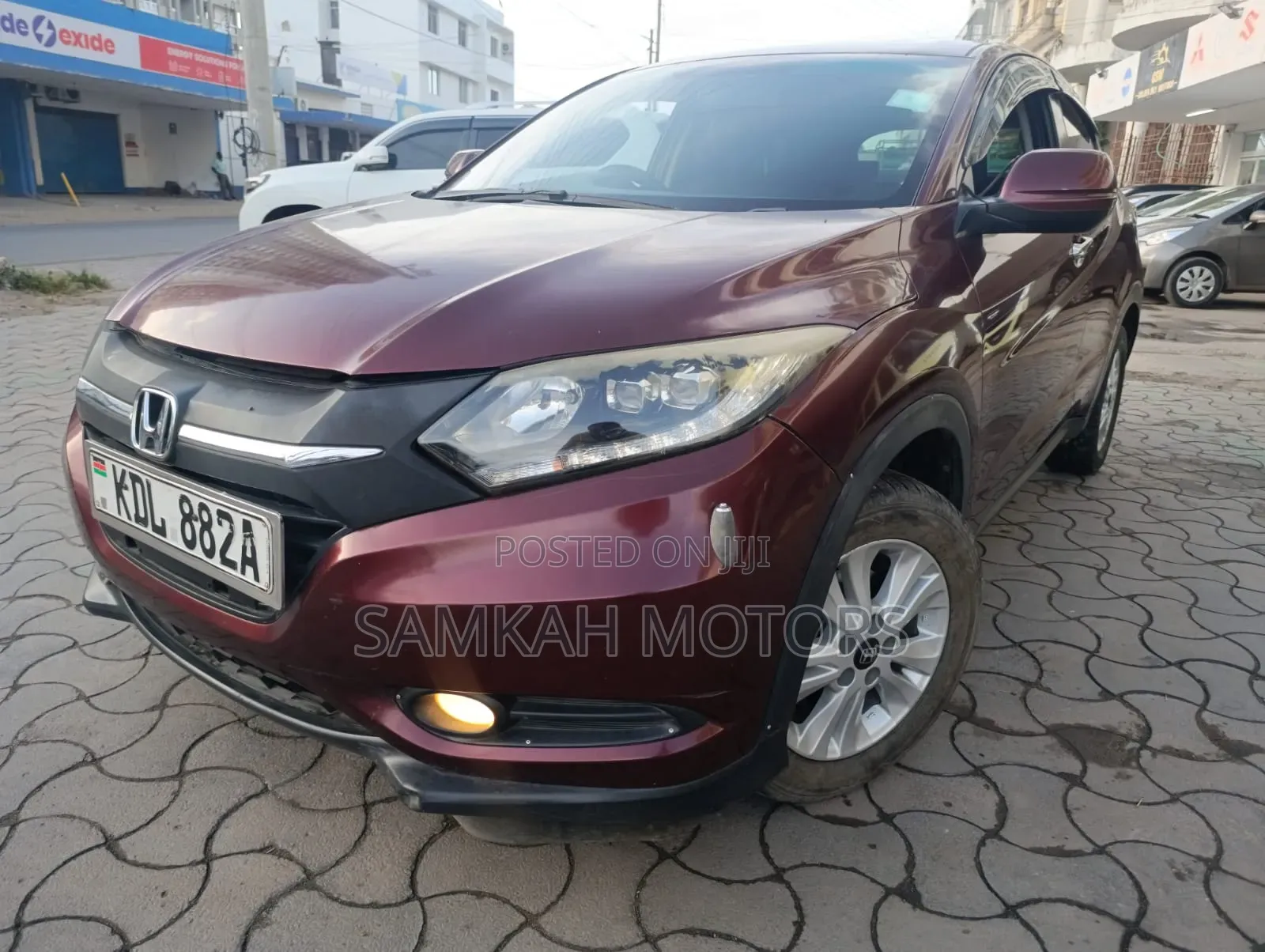 Honda Vezel 2016 Maroon