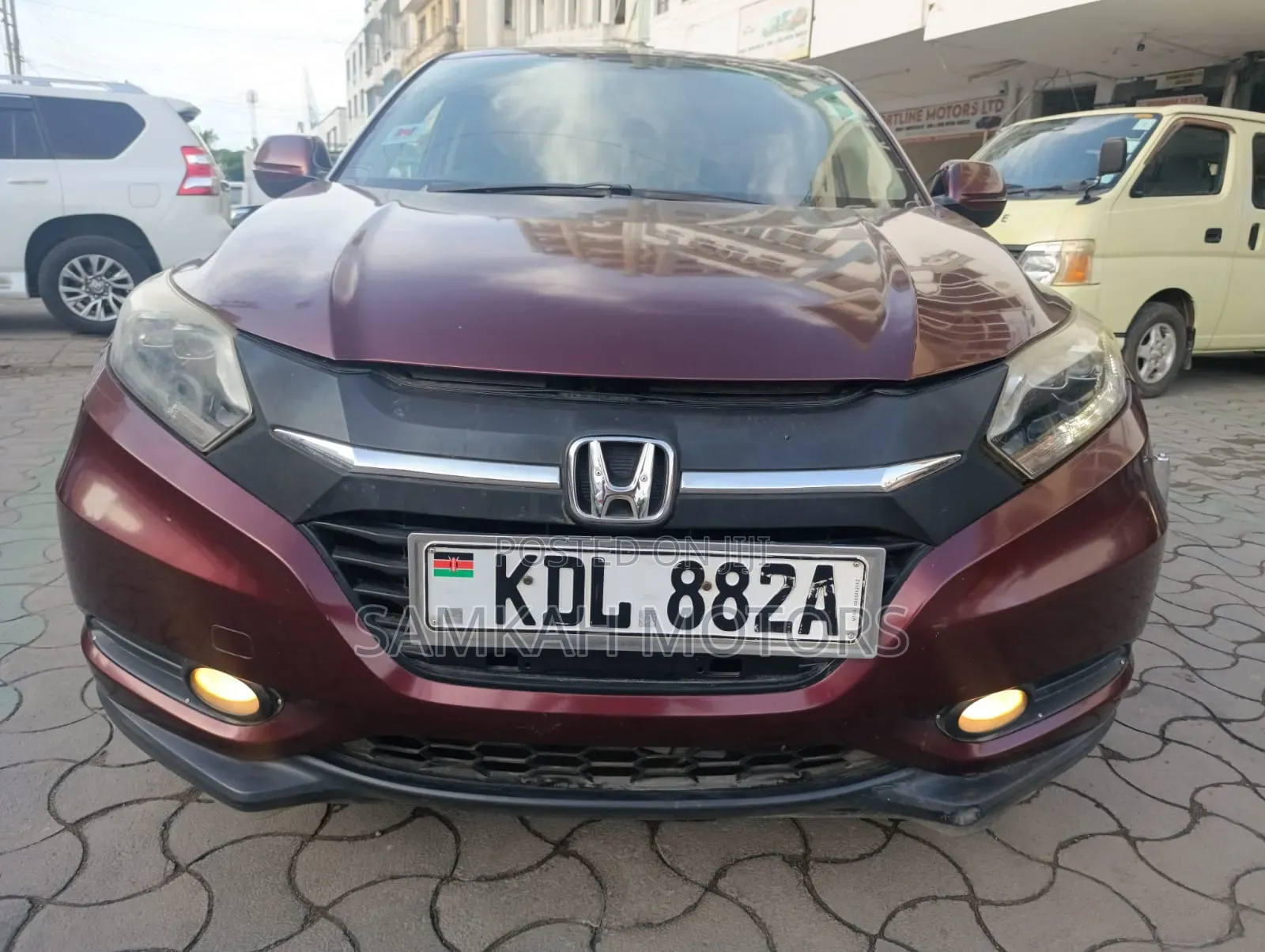 Honda Vezel 2016 Maroon