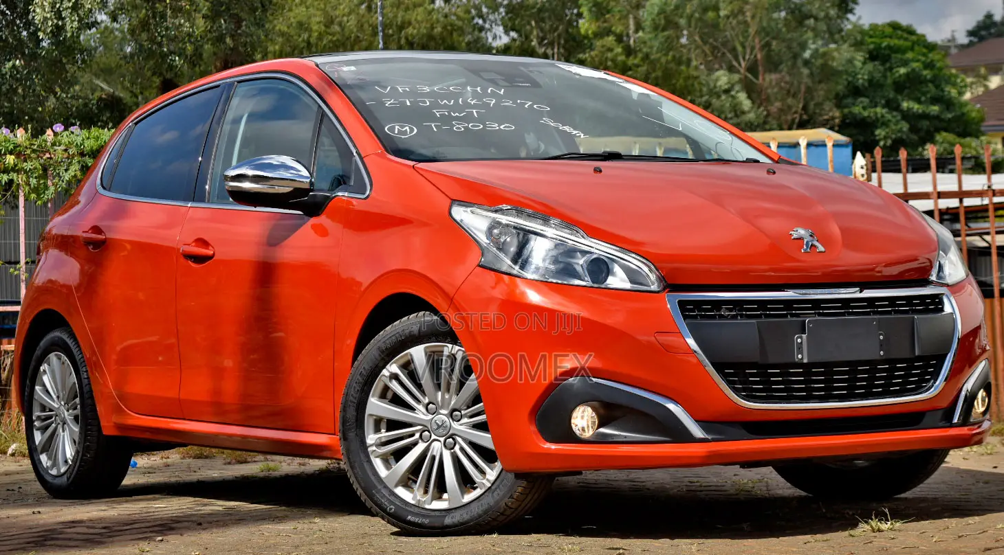 Peugeot 208 2019 Orange