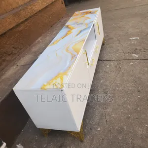 5.5 FTS Executive Tv Stand
