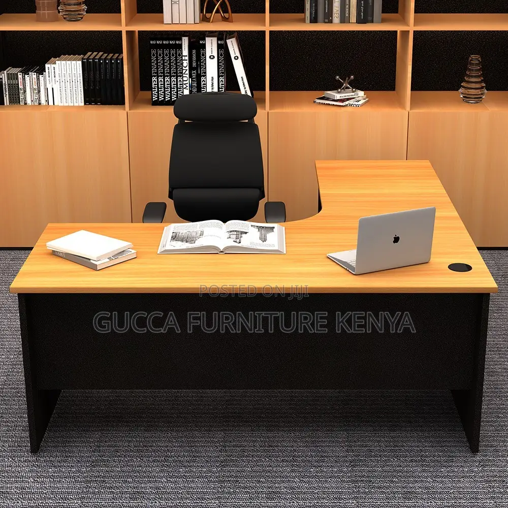 Curved Generic Office Computer Desk-140cm
