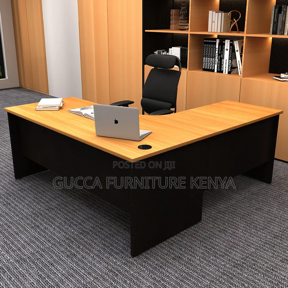 Curved Generic Office Computer Desk-140cm