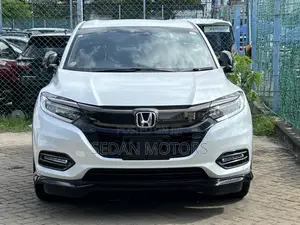 Honda Vezel 2019 White