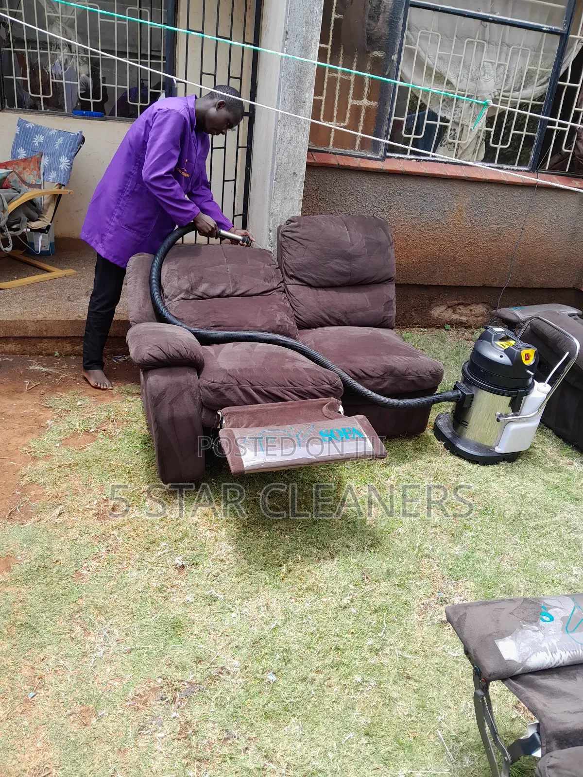 Top Notch Sofaset Cleaning Services