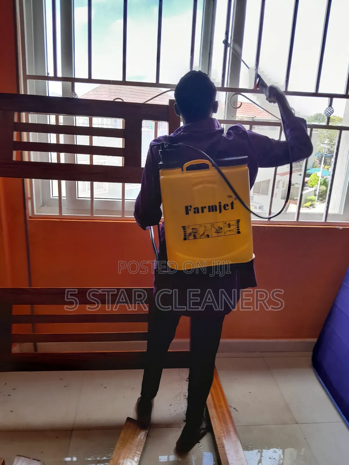 Top Notch Sofaset Cleaning Services