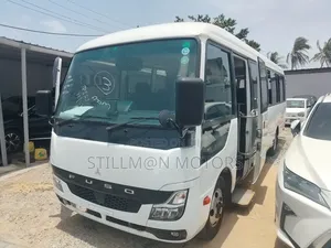 Mitsubishi Fuso Rosa 2019 White
