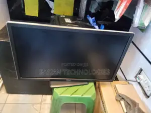 27 Inches Dell Monitor Full Hd Framed