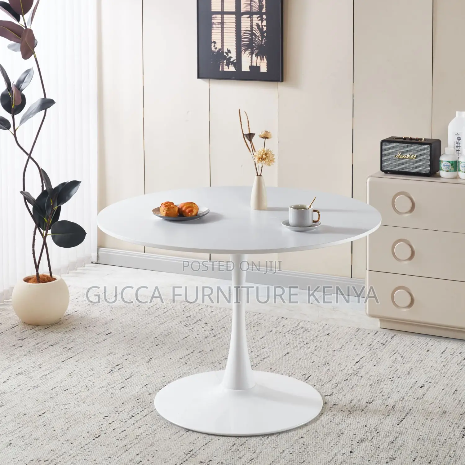 Round Marble White Tulip Dining Table