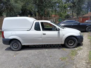 Nissan NP200 2012 White