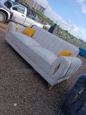 Free Delivery-Modern Sofa 3 Seater