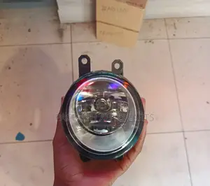 Universal Fog Lamp/ Fog Light Vitz/ Axio/ Fielder/ Belta