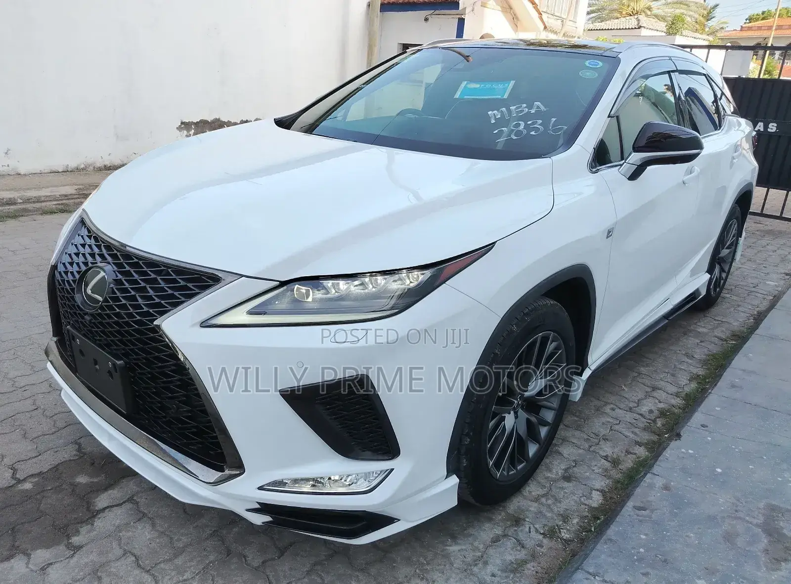 Lexus RX 300 2019 White