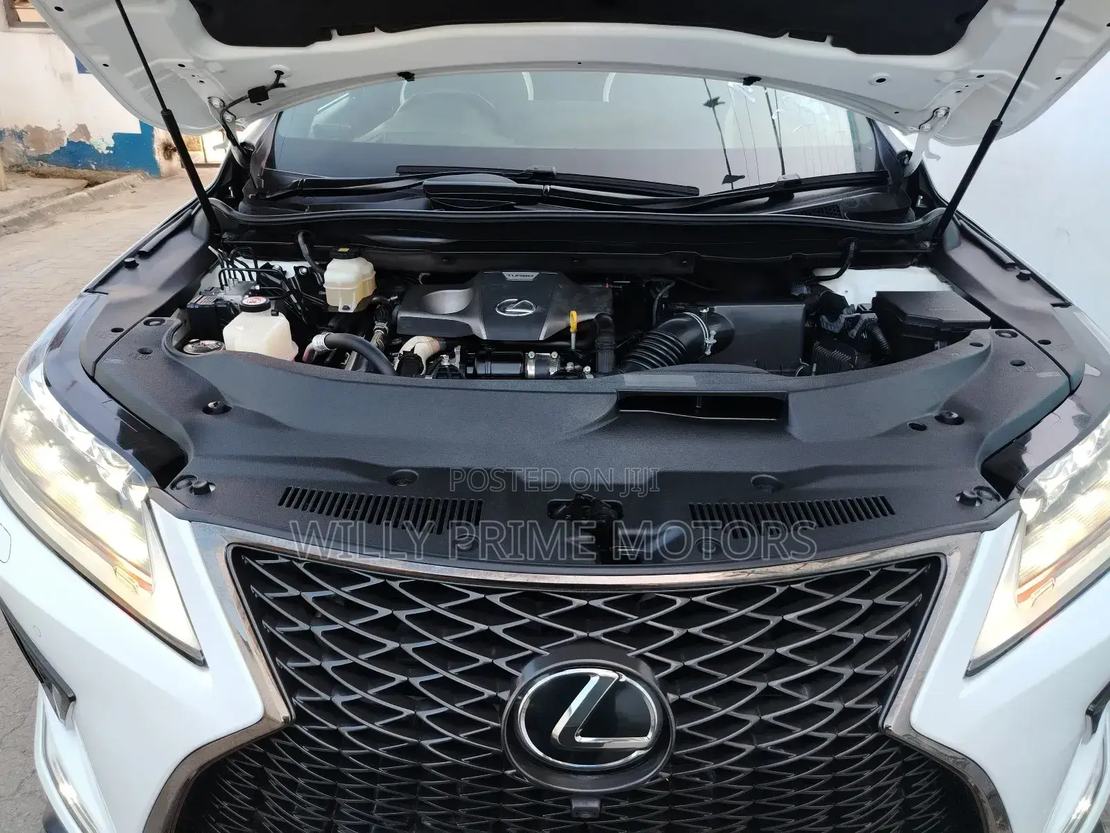 Lexus RX 300 2019 White