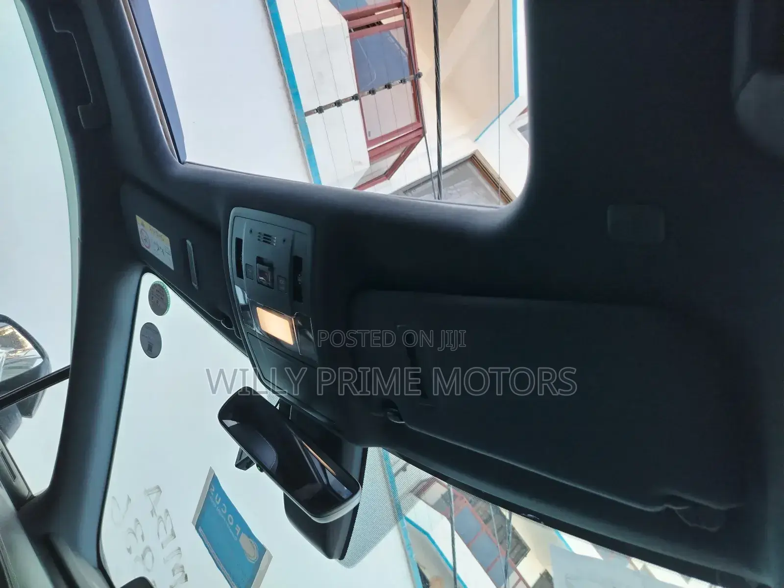 Lexus RX 300 2019 White