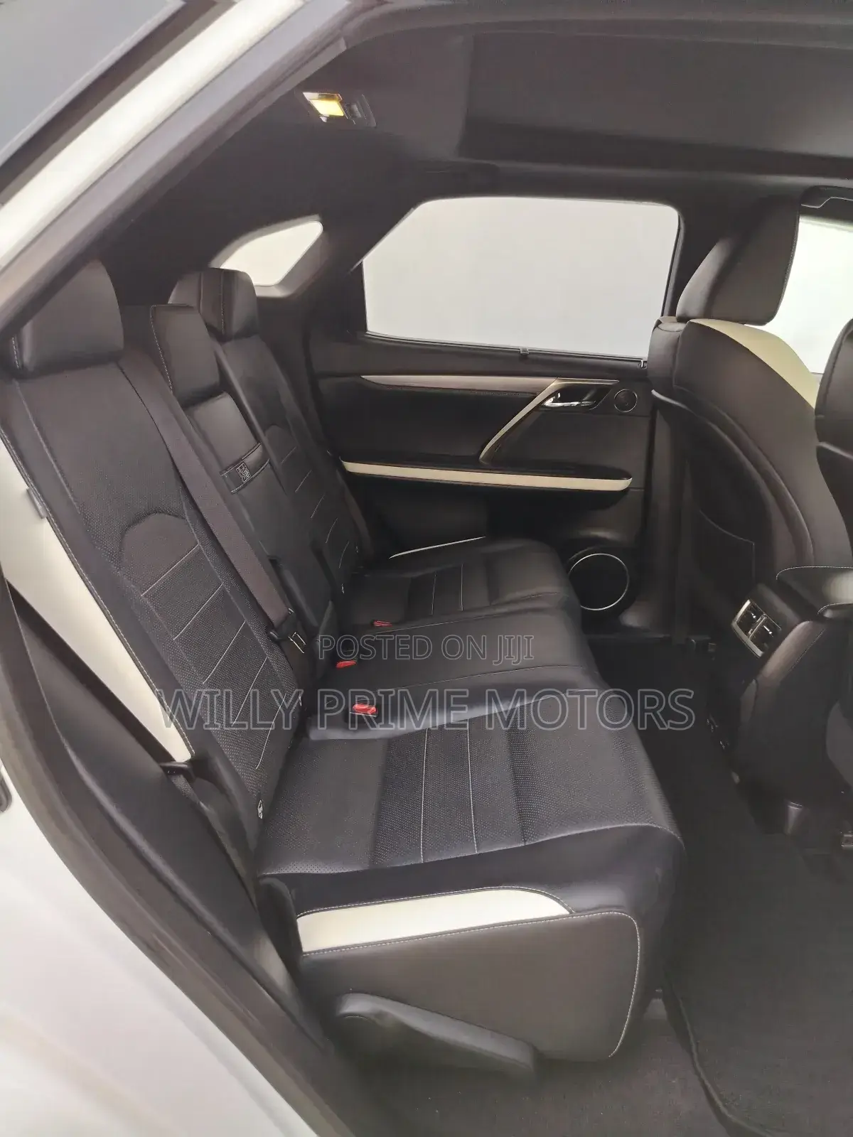 Lexus RX 300 2019 White