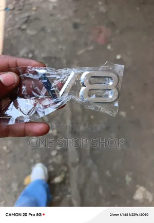 Chrome V8 Badge