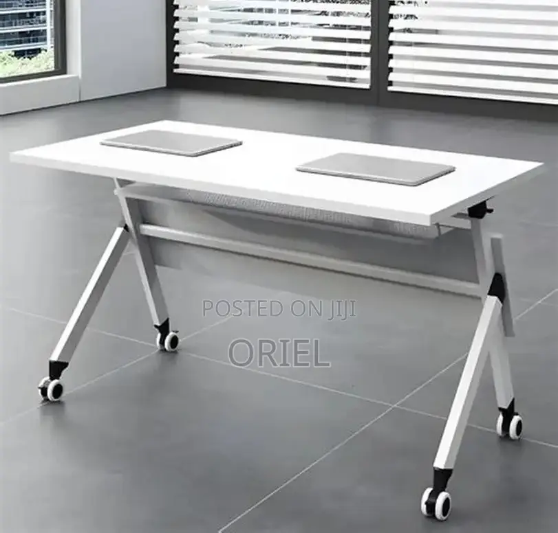 Boardroom Table: Lightweight Folding Conference Table