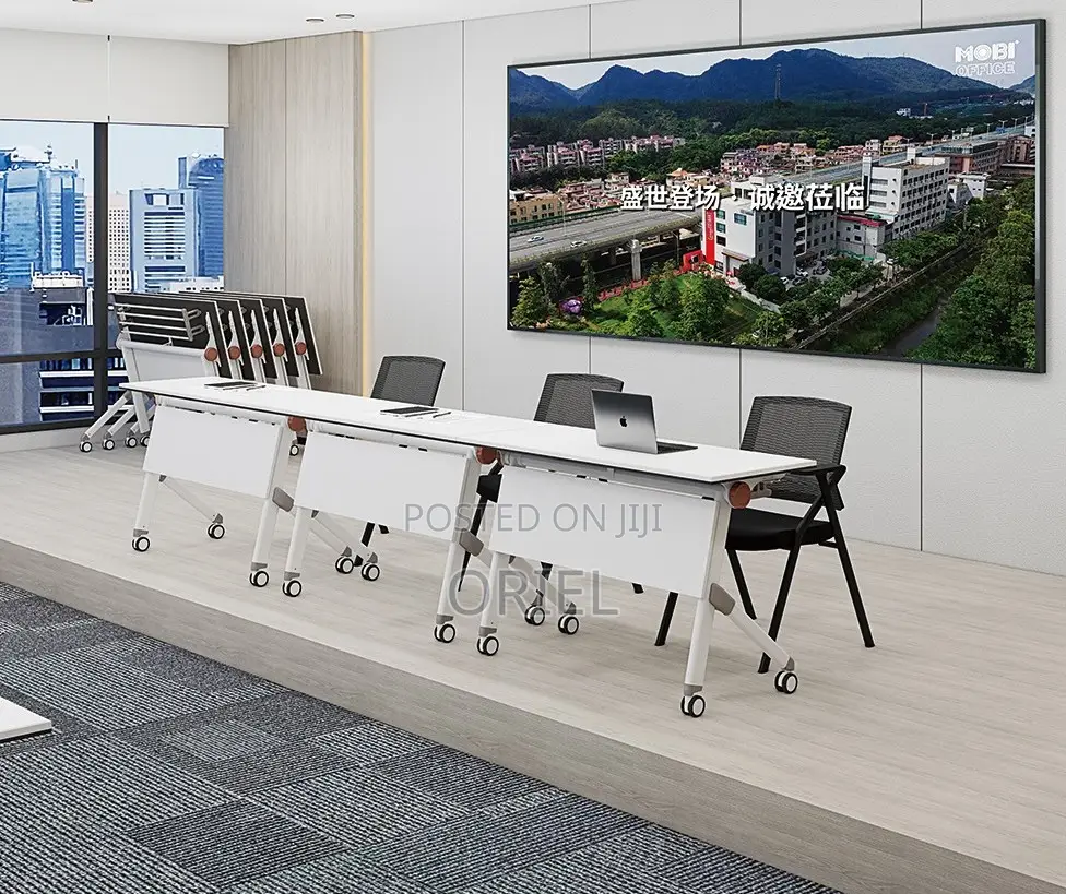Boardroom Table: Lightweight Folding Conference Table