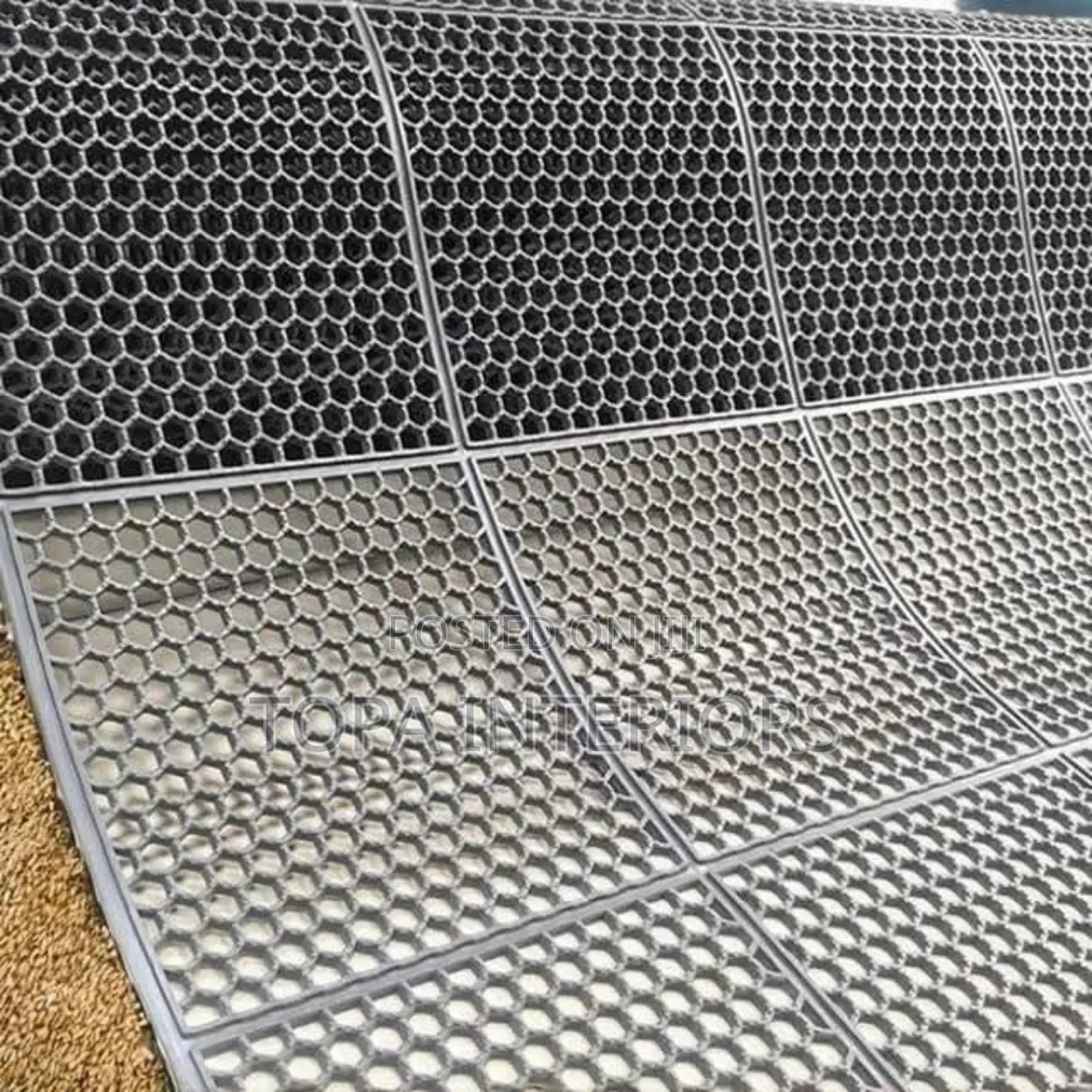 Outdoor Rugs Perforated Water Resistant Poolside Antislip Mats