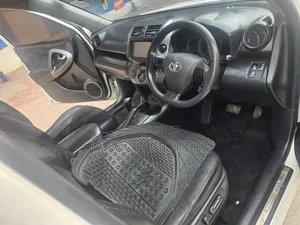 Toyota Vanguard 2013 White