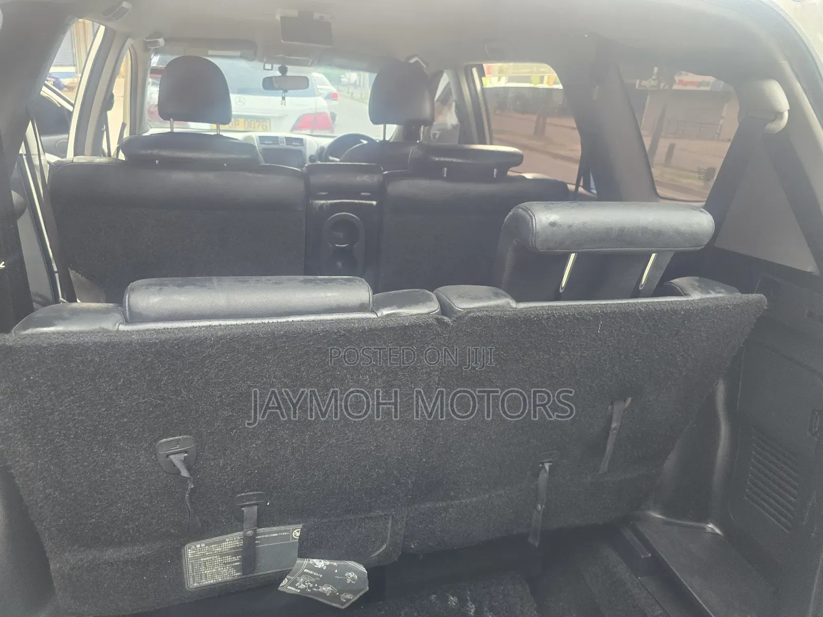 Toyota Vanguard 2013 White