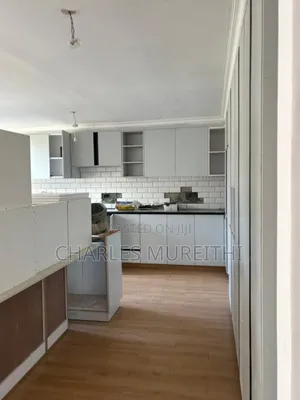 4bdrm Villa in Njathaini, Thindigua/Kasarini for sale