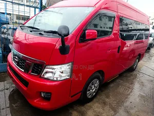 Nissan Caravan (Urvan) 2018 Red