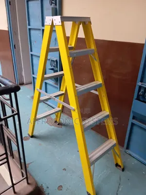 5 Step Fiberglass Ladder