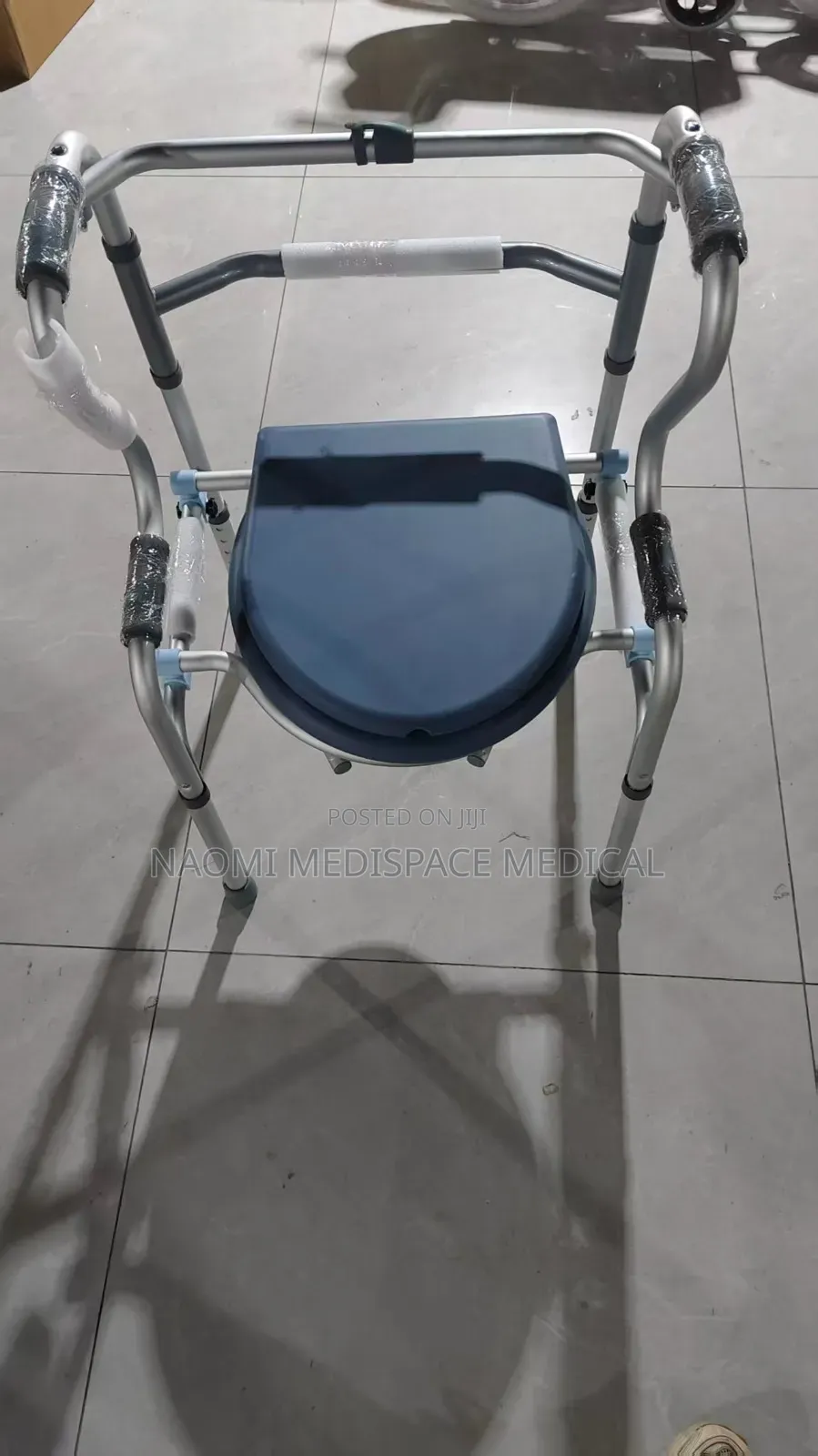 New Walking Frame With Commode