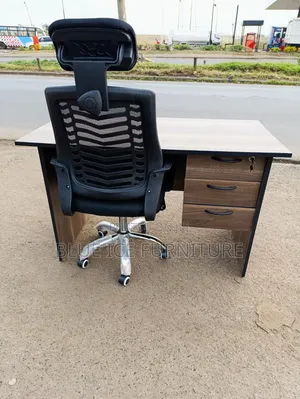 1.2m Length Office Desk With Adjustable Headrest Chair